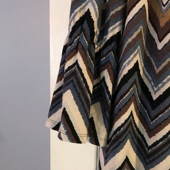 R&K size medium chevron style dress - Picture 4 of 4